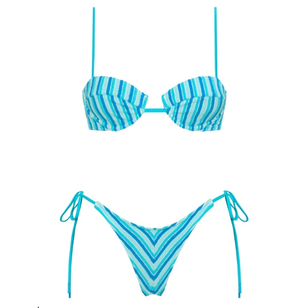 triangl XS swim top and bottoms, worn once, great condition!